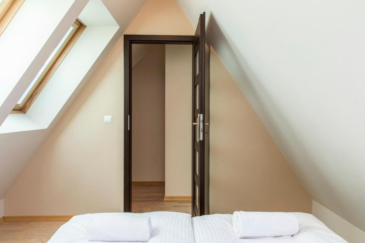 Udanypobyt Apartament Przy Polanie Spa 코스실리스코 외부 사진