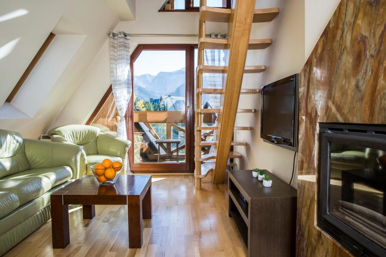 Udanypobyt Apartament Przy Polanie Spa 코스실리스코 외부 사진